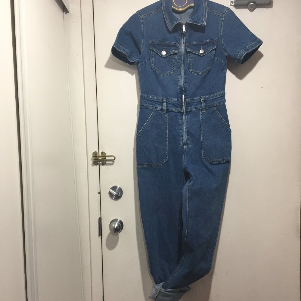 STRADIVARIUS DENIM JUMPSUITS SIZE M
